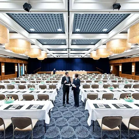 Maritim 4* 다름슈타트