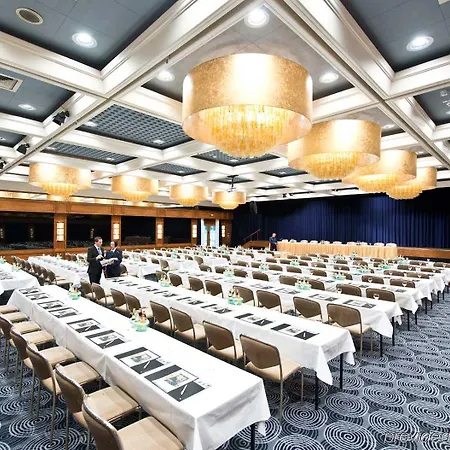 호텔 Maritim 4*
